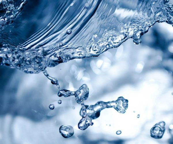 מים צלולים לשתיה - מי בראשית